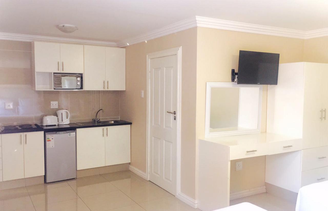 Bayside Hotel Pinetown New Germany Kamer foto