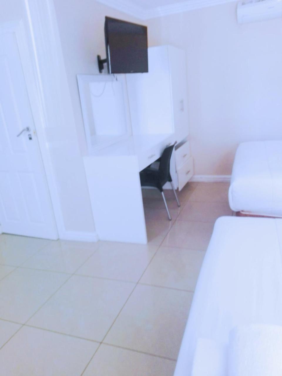 Bayside Hotel Pinetown New Germany Buitenkant foto