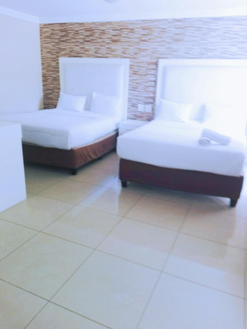 Bayside Hotel Pinetown New Germany Buitenkant foto